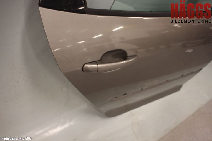 Peugeot 407 Dörr Bak Höger