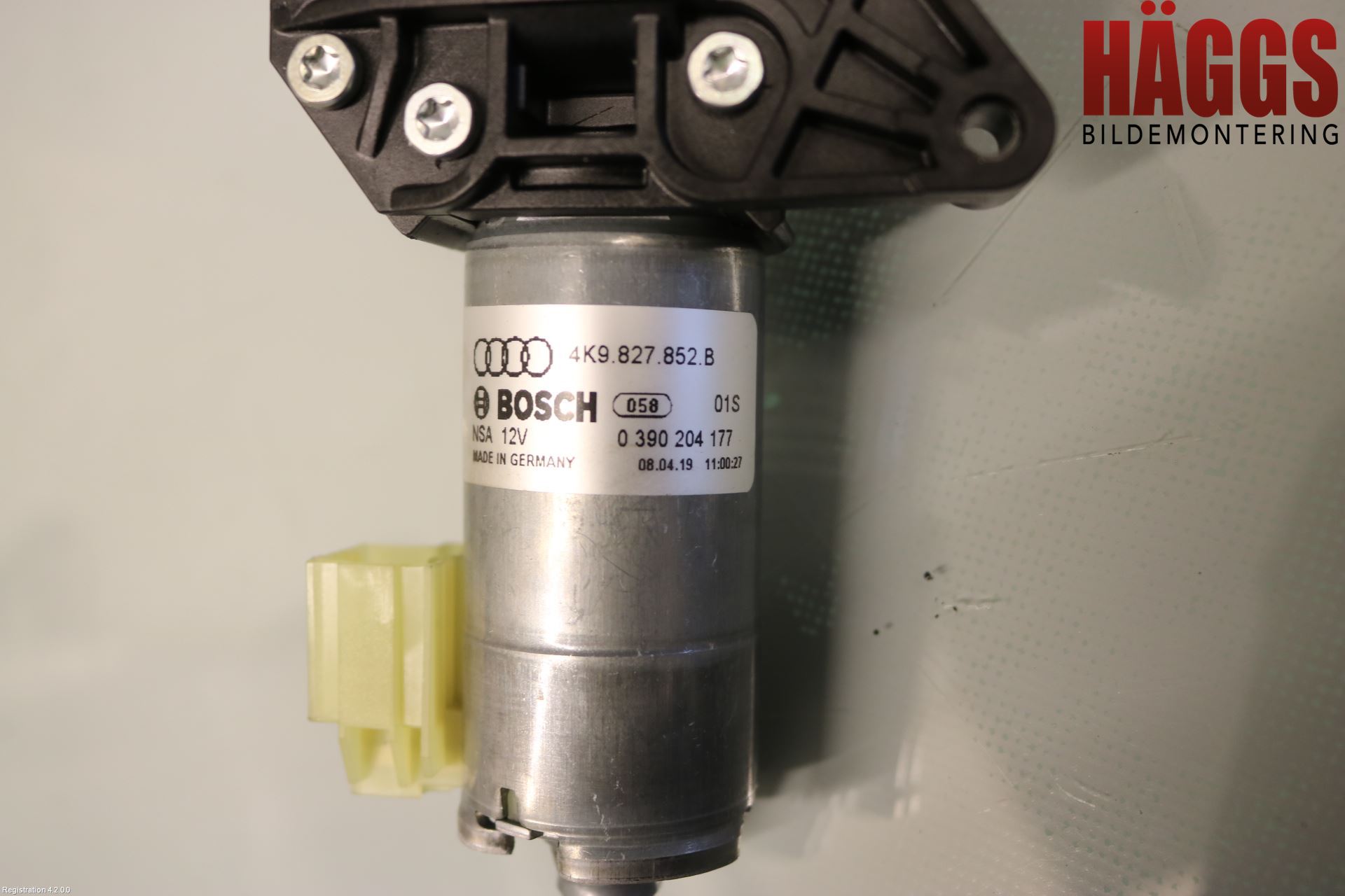 Audi A6 F2/C8 19- Bakluckeöppnare Automatisk