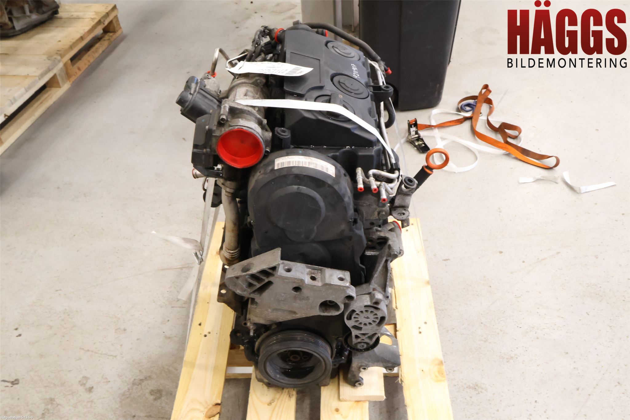 Volkswagen VW CADDY      04-10 Motor Diesel