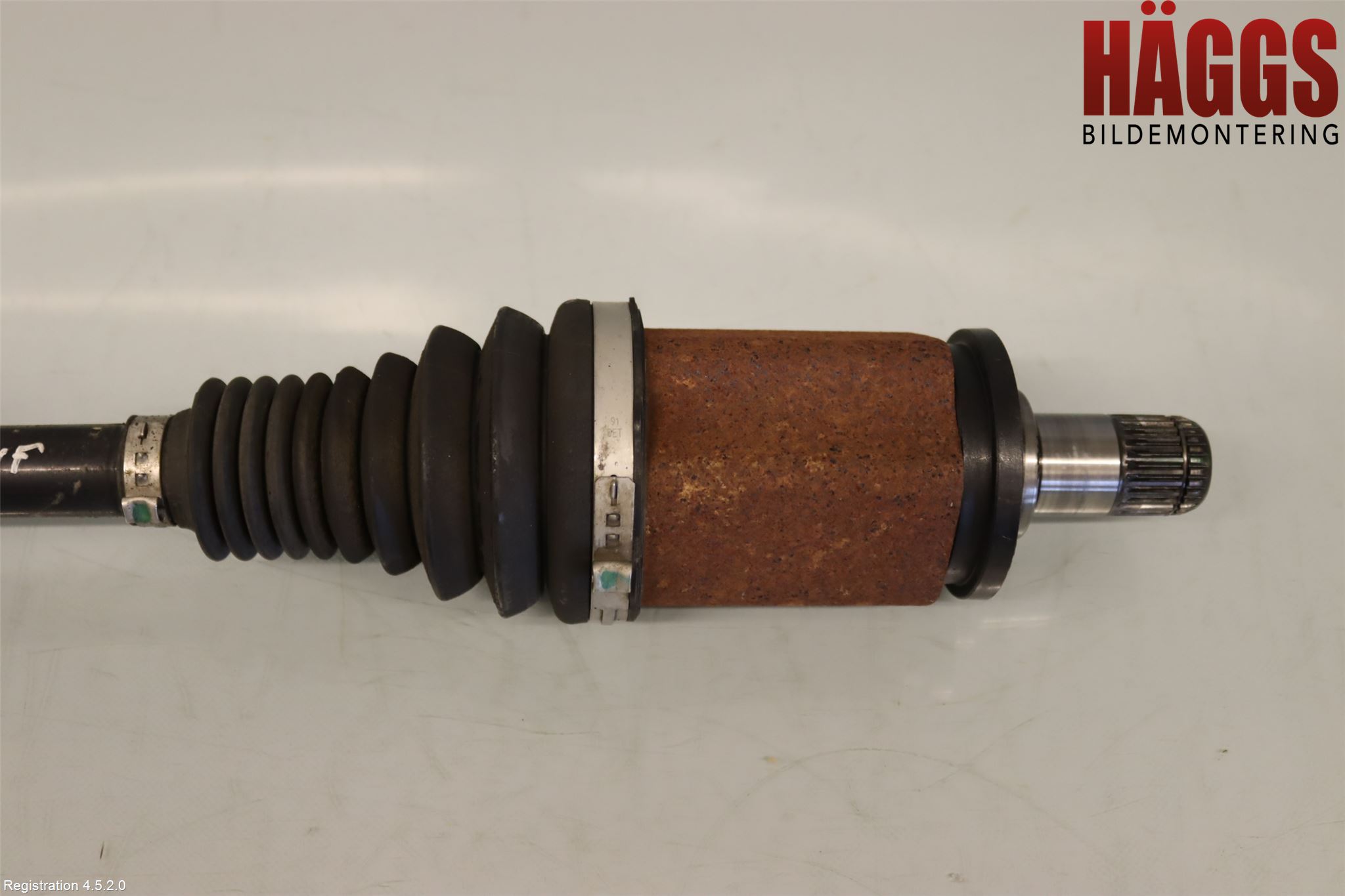 BMW X1 E84 10-15 Drivaxel Fram Vänster