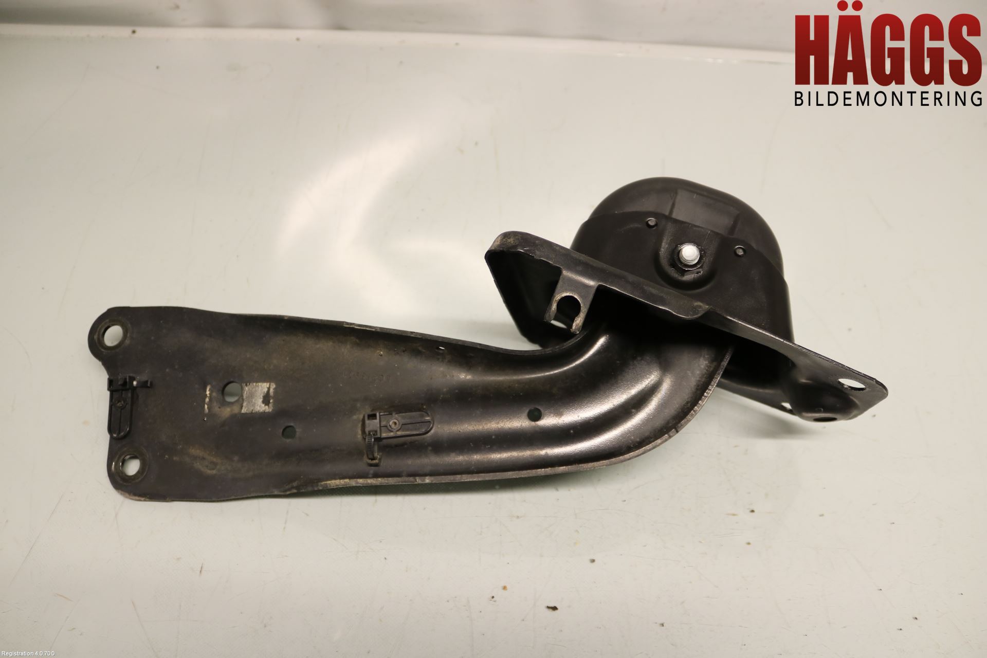 Volkswagen VW GOLF / E-GOLF VII 13-20 Bärarm Bak Vänster