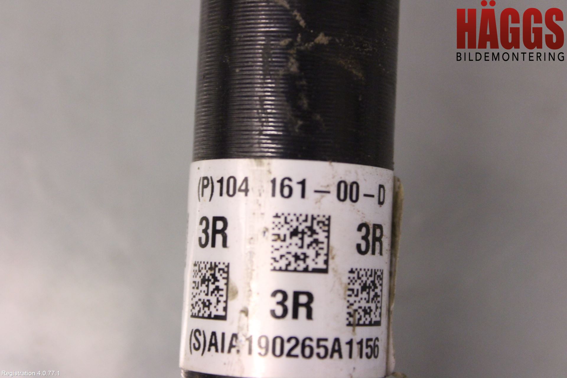 Tesla MODEL 3 17- Drivaxel Bak Höger