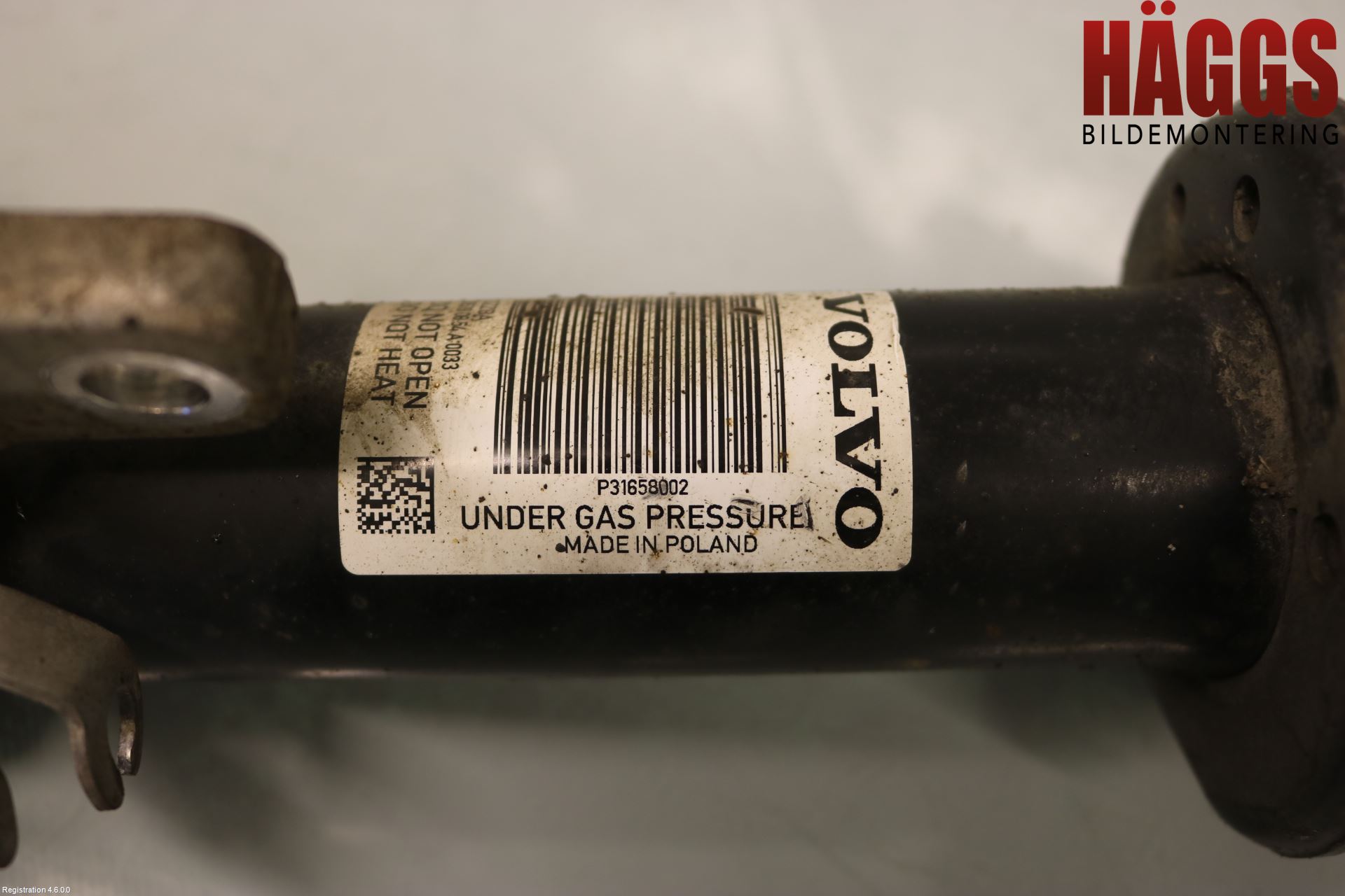 Volvo V90 17->> Fjäderben Fram Höger