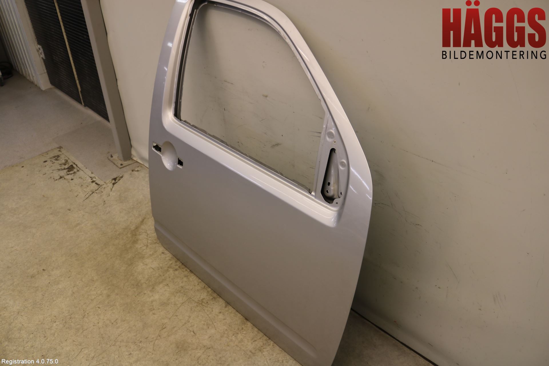 Nissan NAVARA 05-16 Dörr Fram Höger