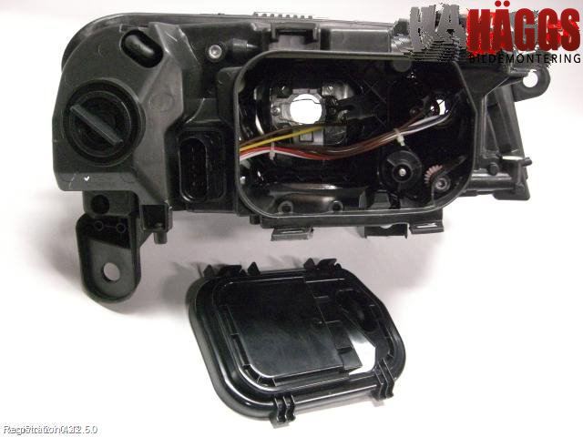 Audi A6/S6     05-11 Strålkastare Vänster