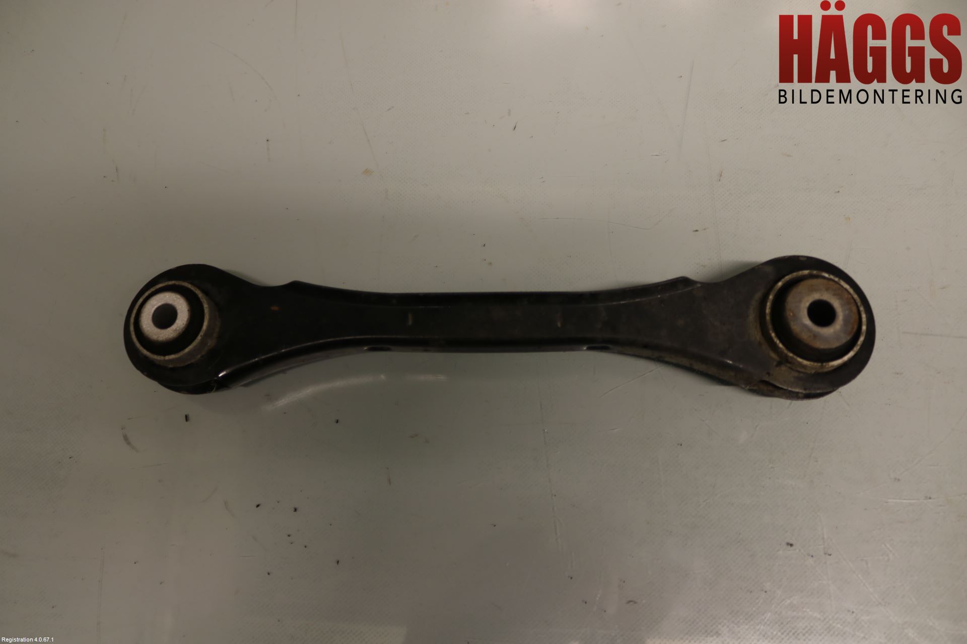 BMW 3 F30/F31/F80 12-19 Bärarm Bak Höger