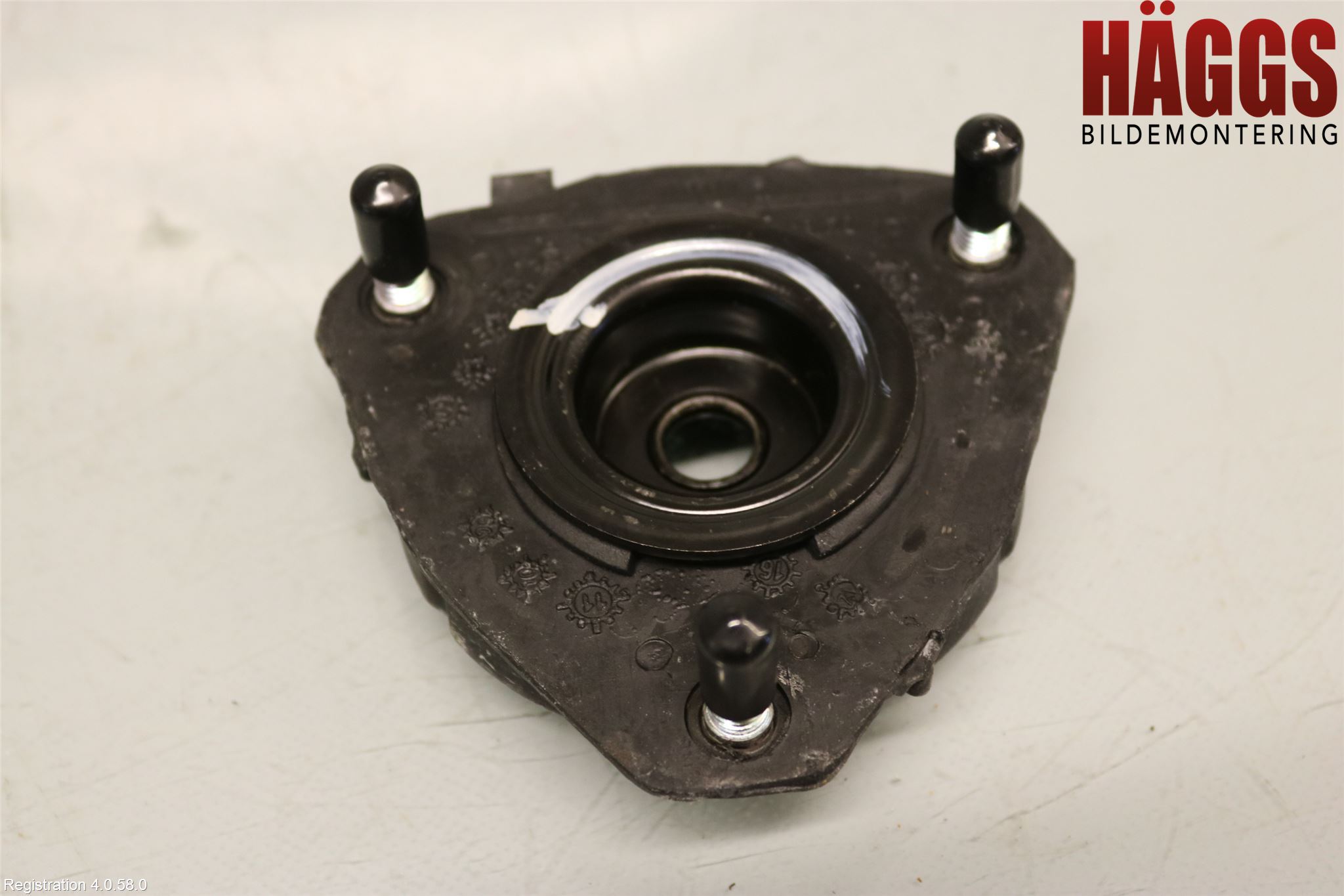 Ford MONDEO     01-06 Fjäderbenslager Fram