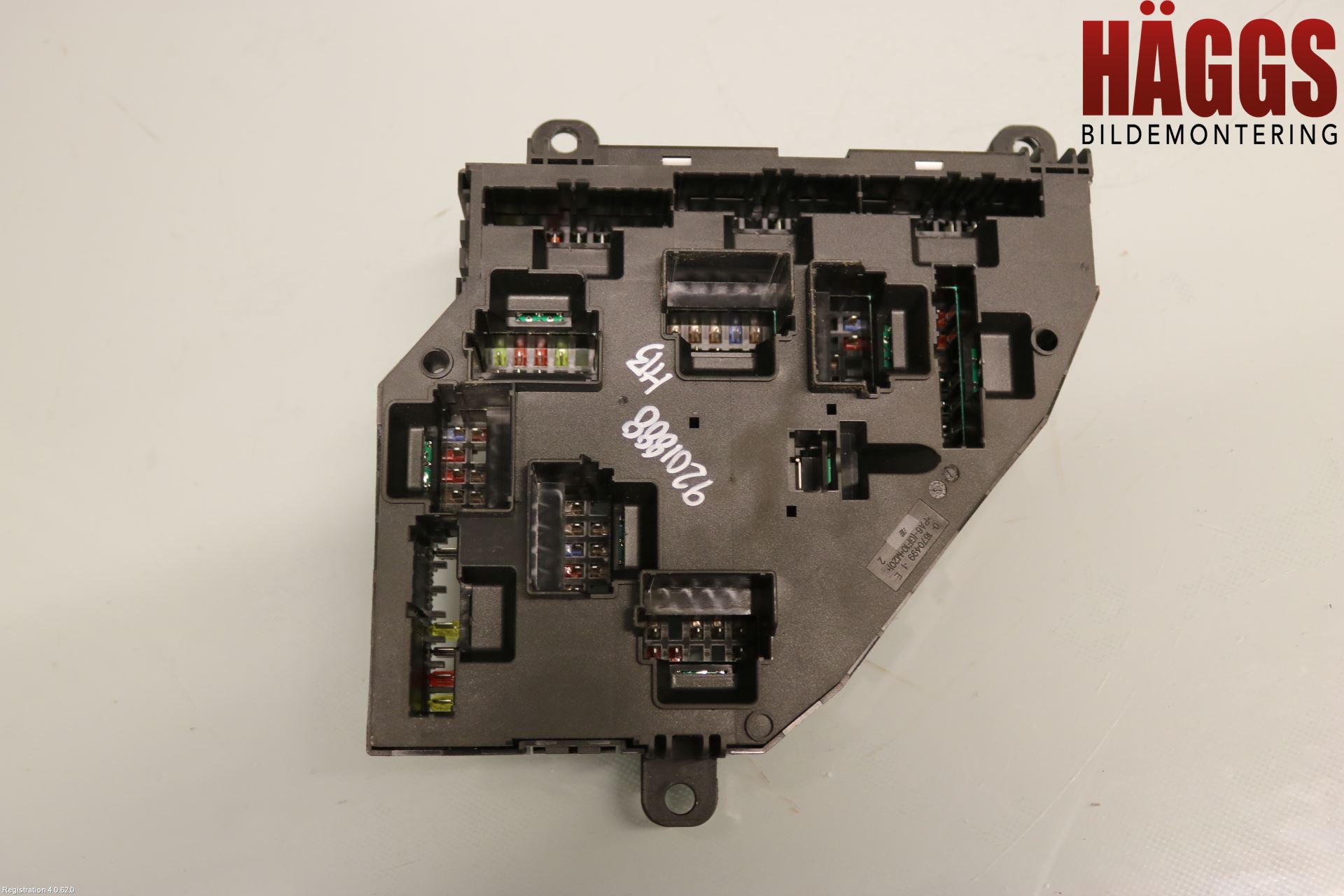 BMW 5 F10/F11/F18 09-17 Säkringsdosa-Elcentral