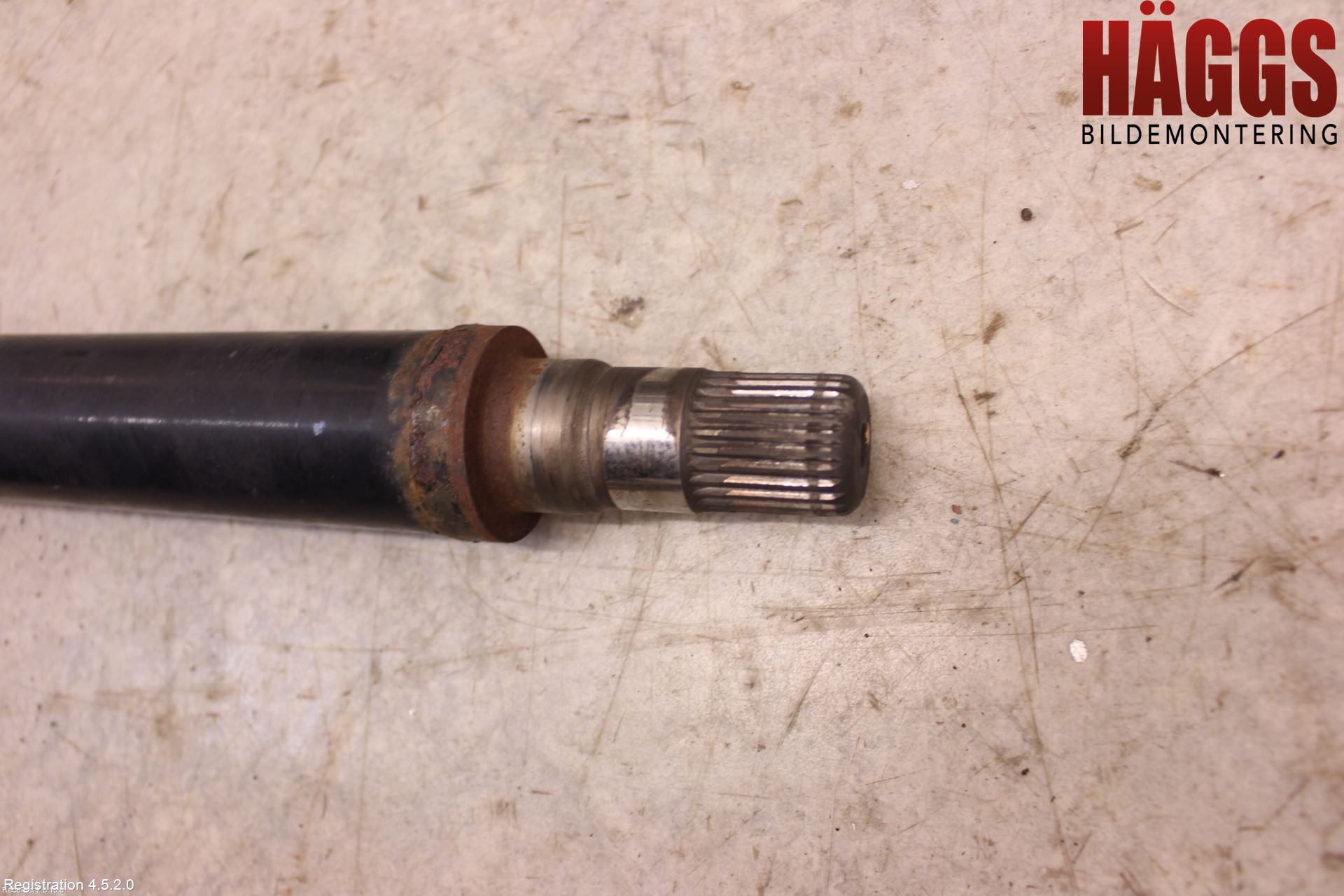 Volvo S80 99-03 Drivaxel Fram Höger