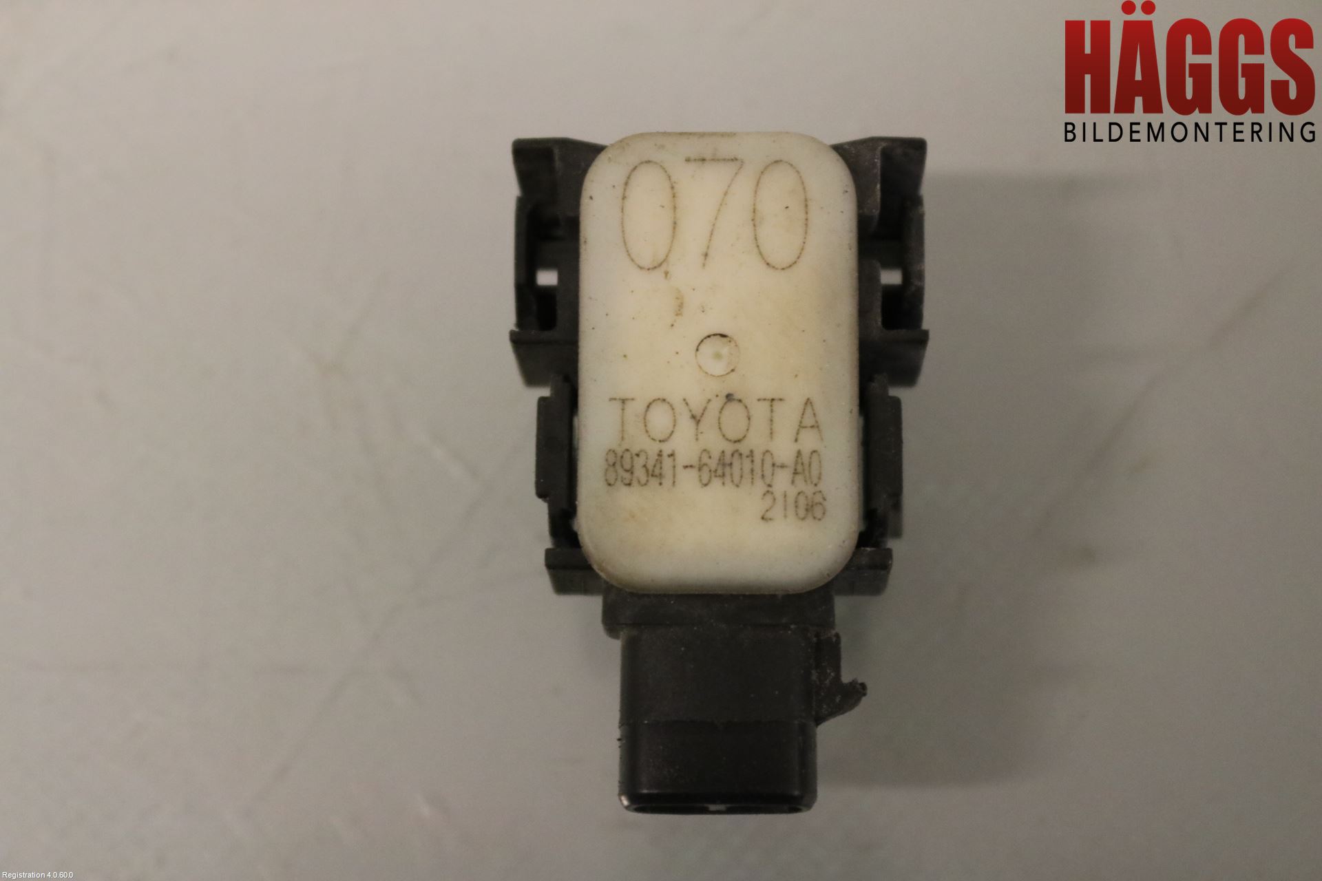 Toyota VERSO 09-18 Parkeringshjälp Frontsensor