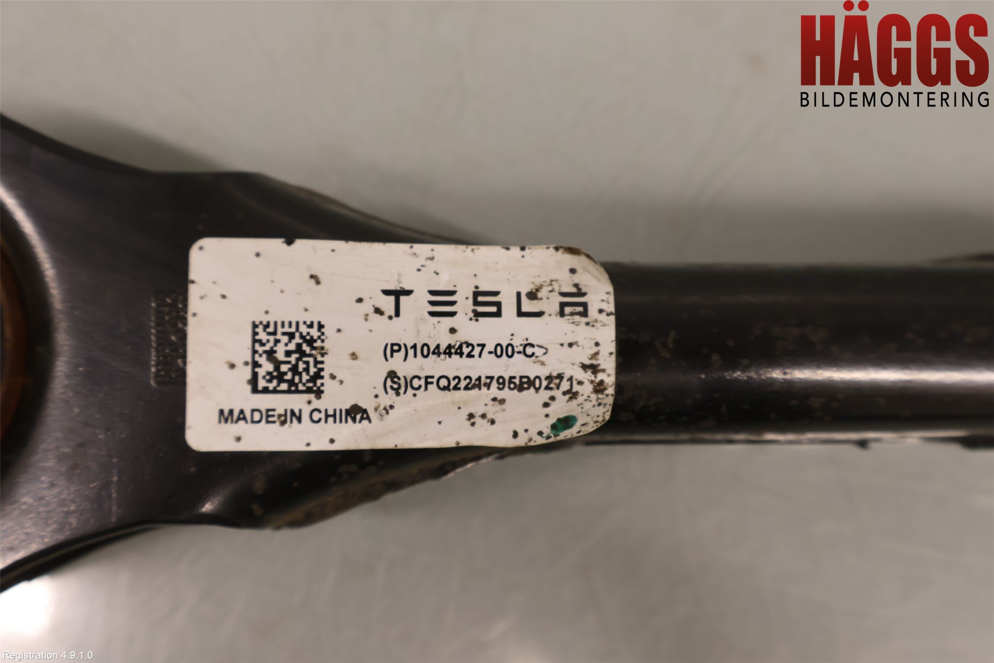 Tesla MODEL 3 17- Bärarm Bak Övre Höger