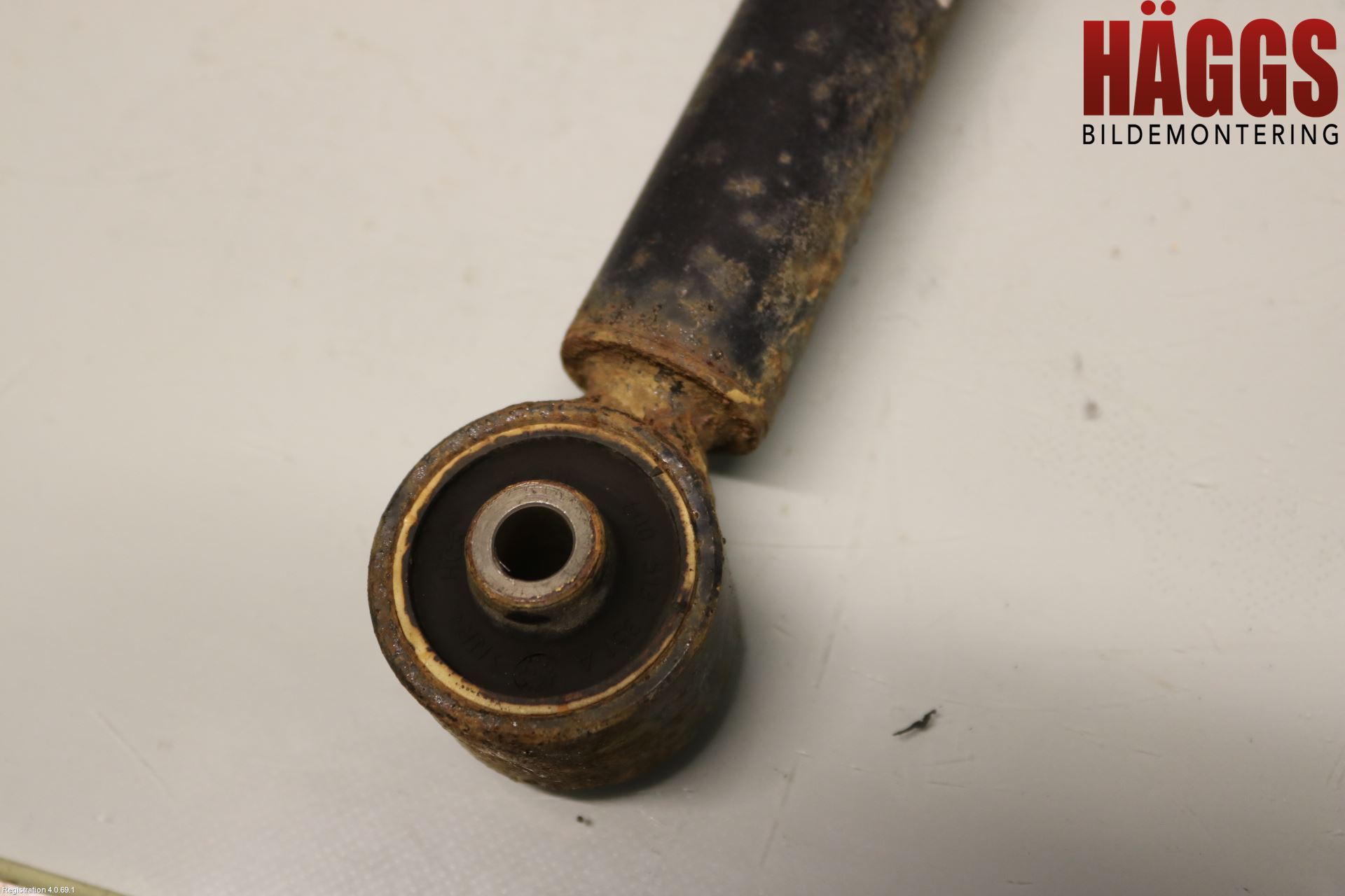 Volkswagen VW POLO 10-17 Stötdämpare Bak