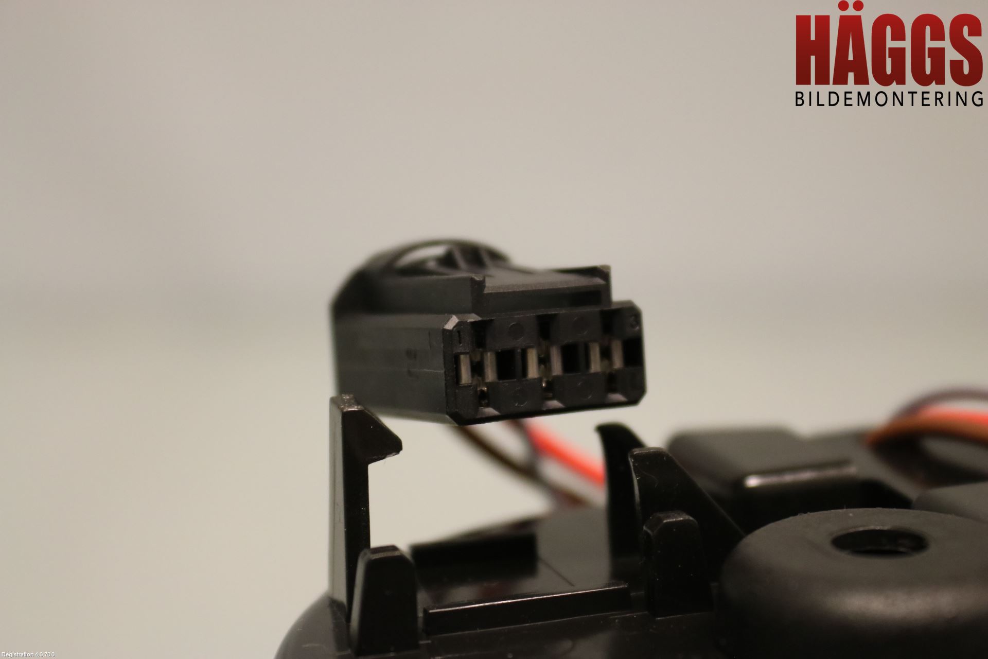 Audi A6 F2/C8 19- Mugghållare