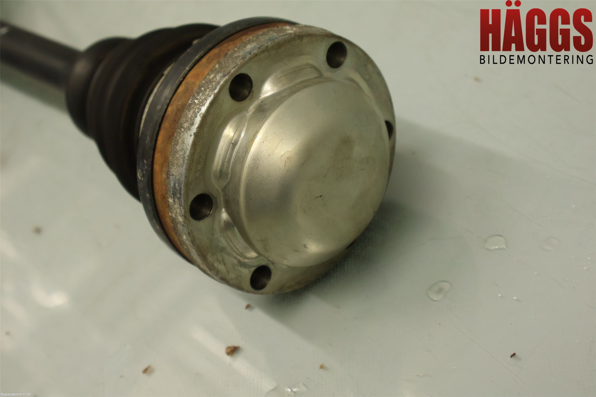 Volkswagen VW TRANSP/CARAVELLE (T5) 04-15 Drivaxel Fram Vänster