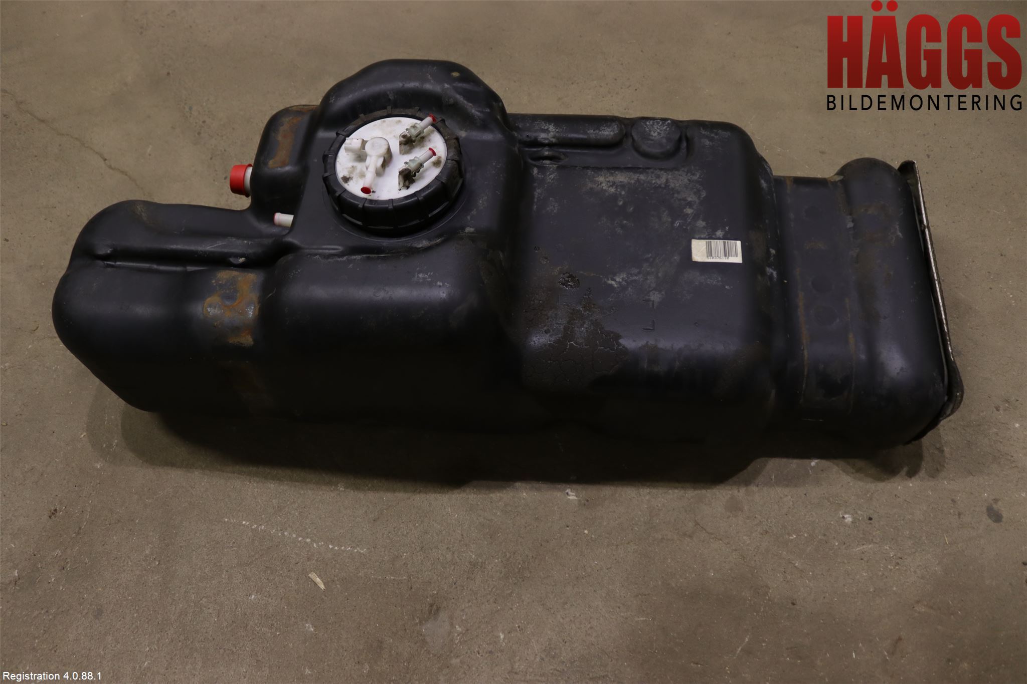 Nissan NAVARA 05-16 Bränsletank Diesel