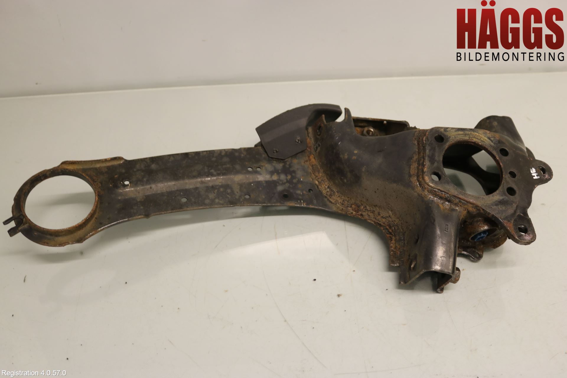 Volvo XC60 09-13 Bärarm Bak Höger