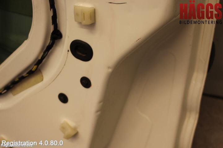 Ford TRANSIT CONNECT 03-08 Dörr Fram Höger