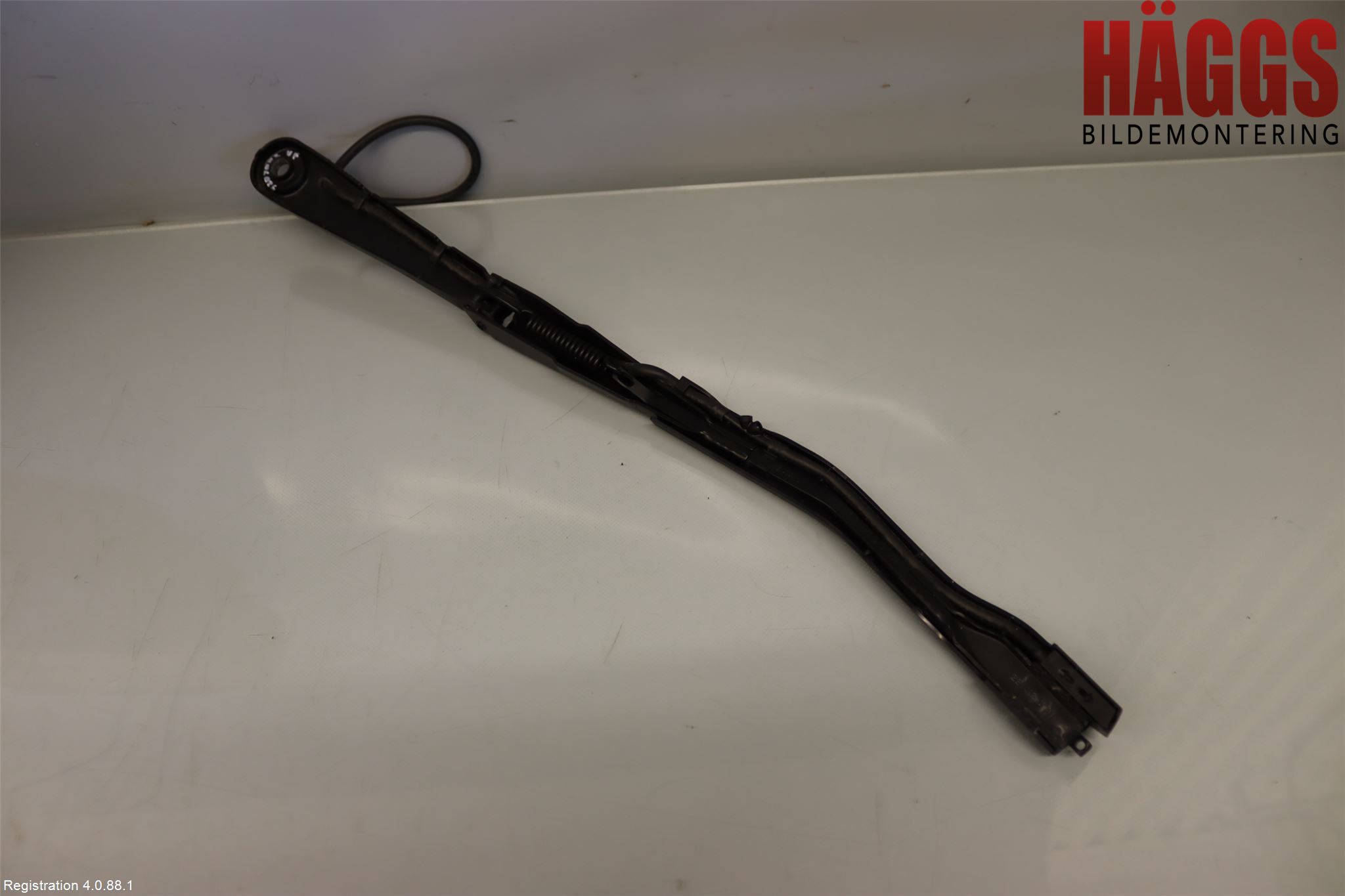 BMW 3 G20/G21/G80/G81 19- Torkararm Armar Vindruta