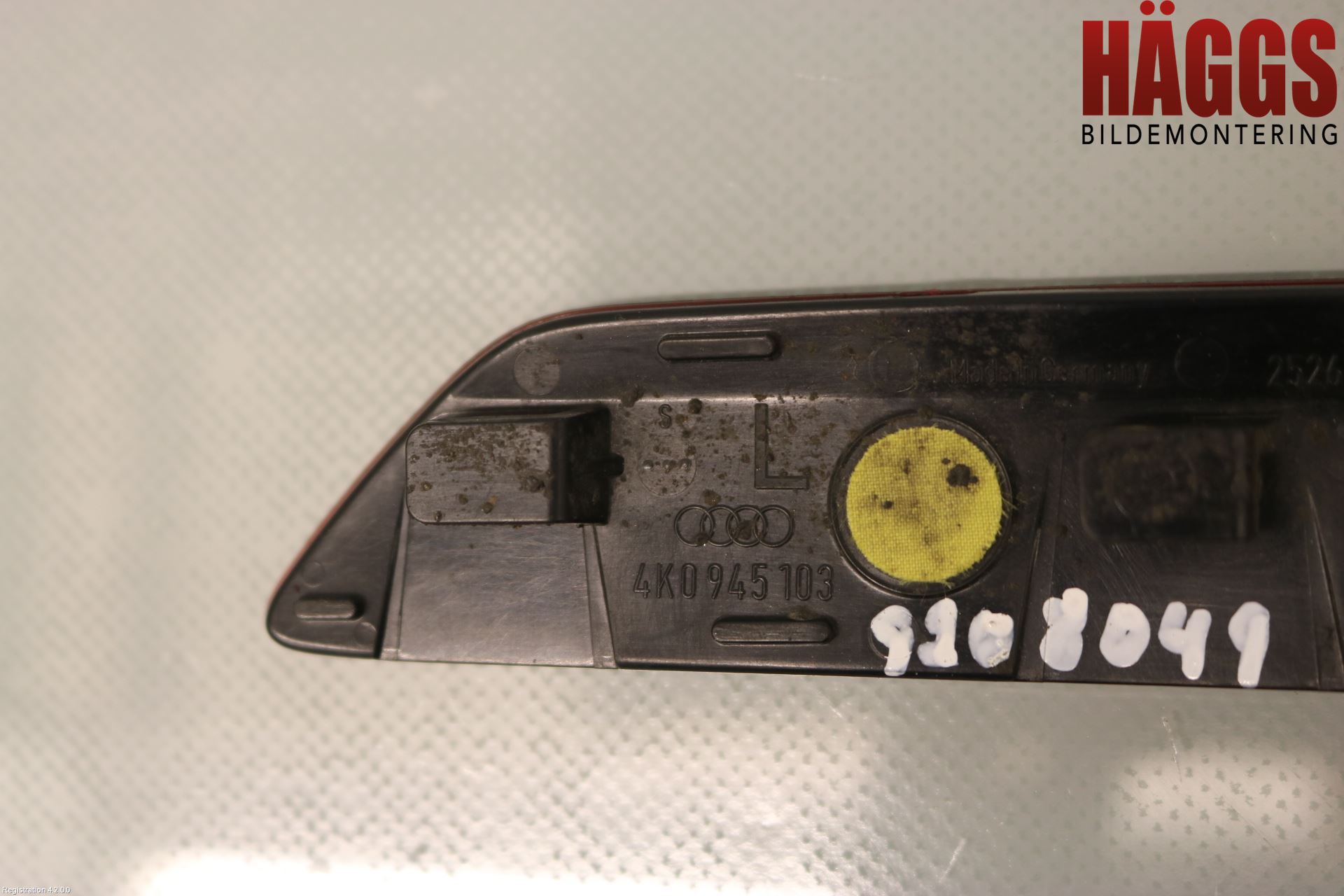 Audi A6 F2/C8 19- Dimljus/Reflex Bak