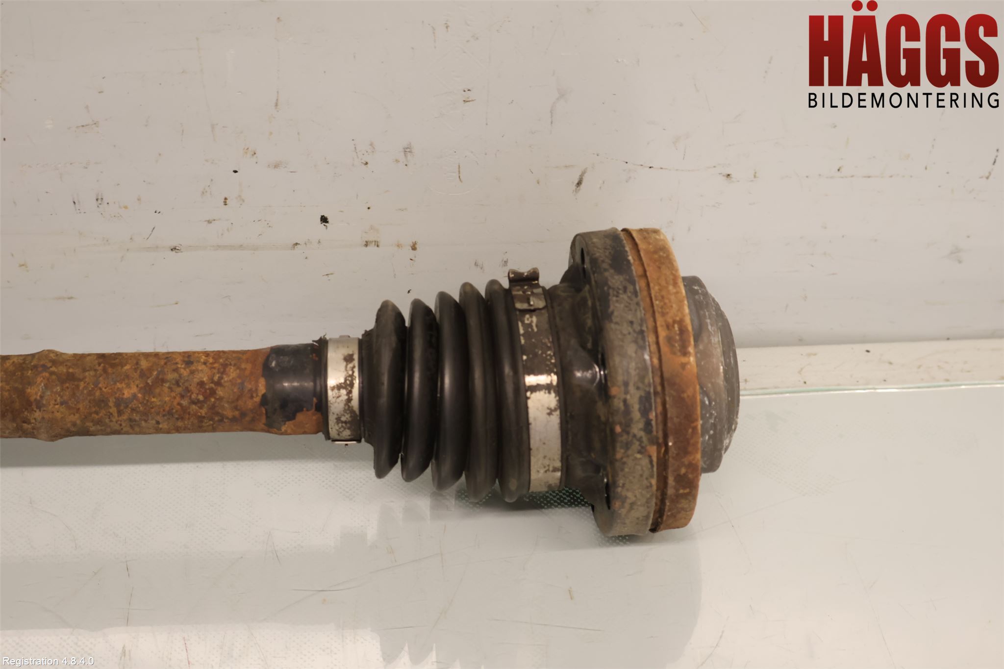 Volkswagen VW TRANSP/CARAVELLE (T5) 04-15 Drivaxel Bak Höger