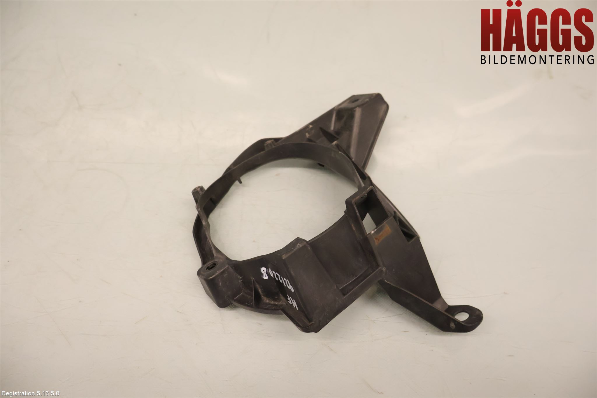 Toyota RAV4 13-18 Dimljussarg Fram