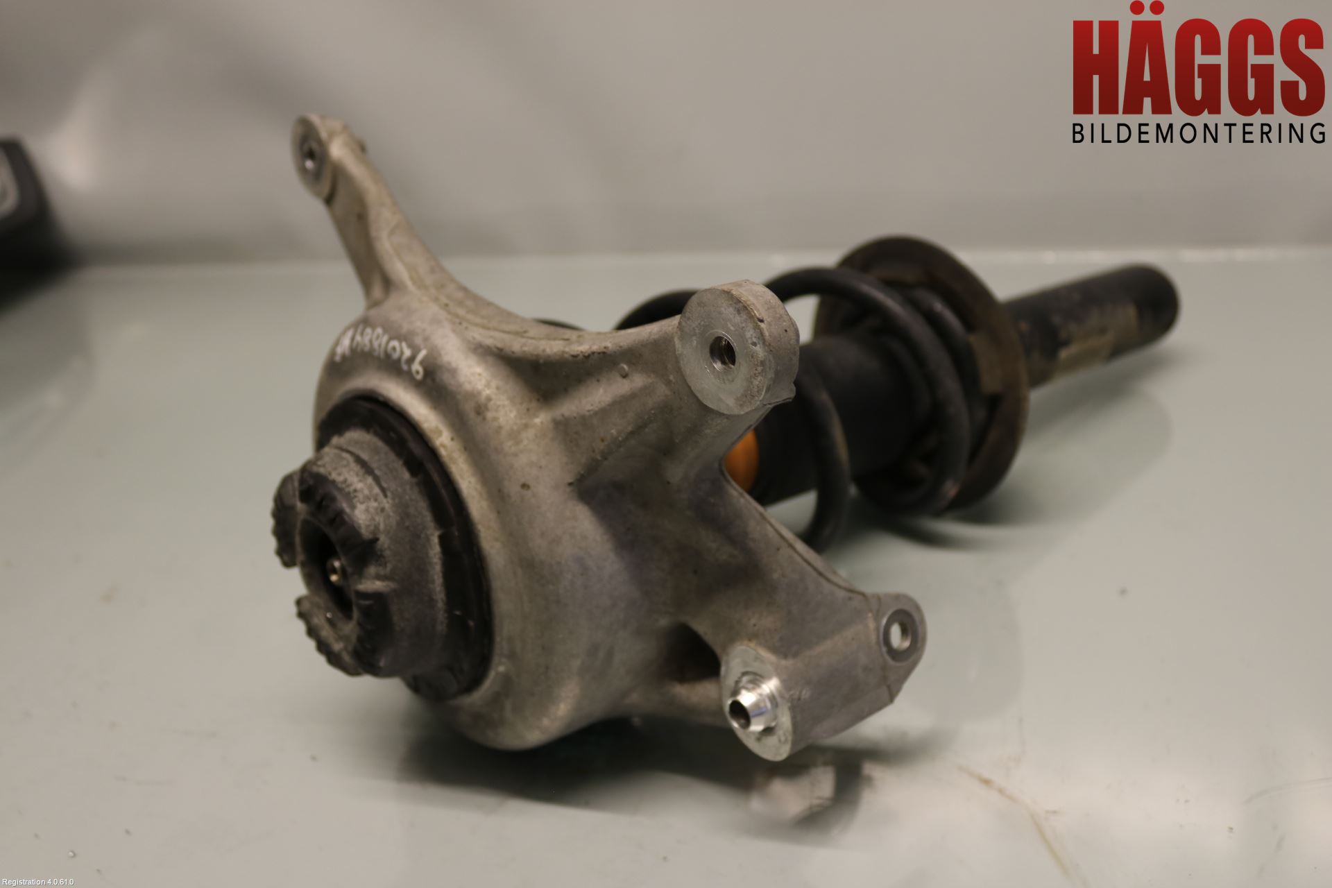 Audi A5 07-16 Fjäderben Fram Höger