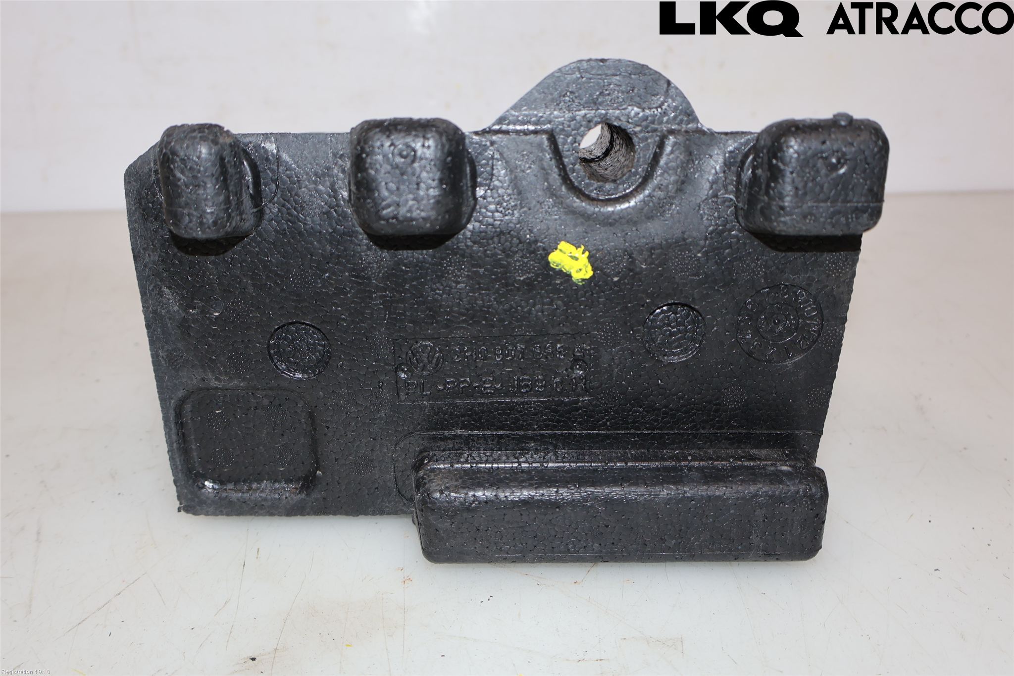 Volkswagen VW AMAROK 2H 10-22 Stötfångar Deformelement Fram