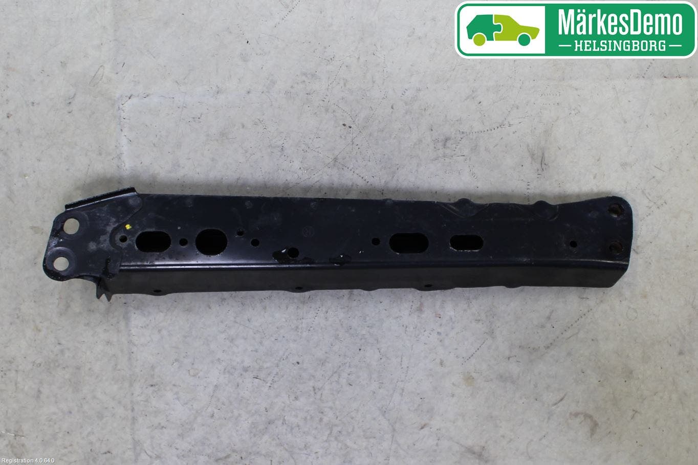 Toyota AURIS 13-19 Motorbalk