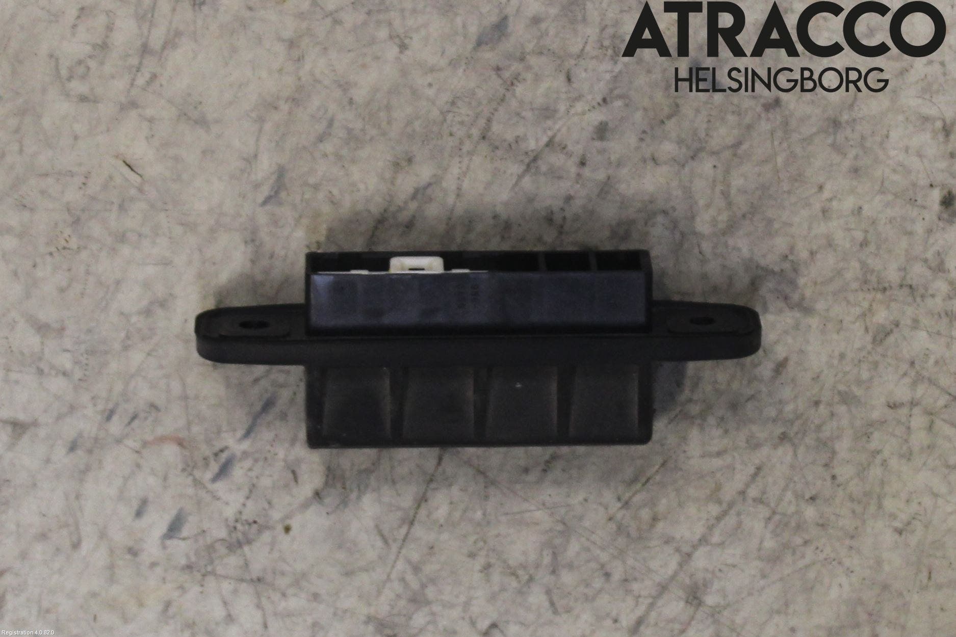 Toyota YARIS XP130 15-20 Bakluckehandtag