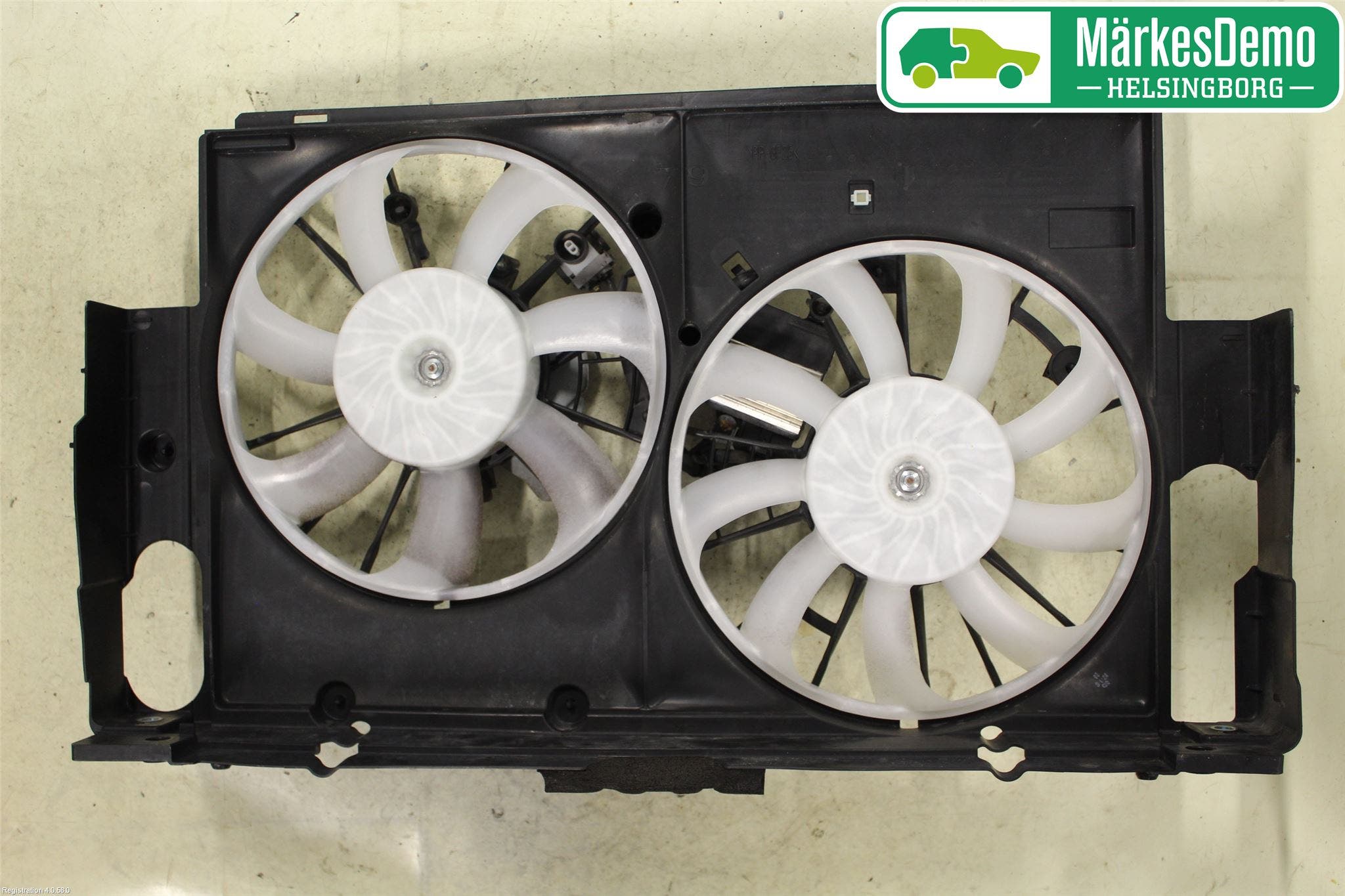 Toyota RAV4 13-18 Kylfläkt El