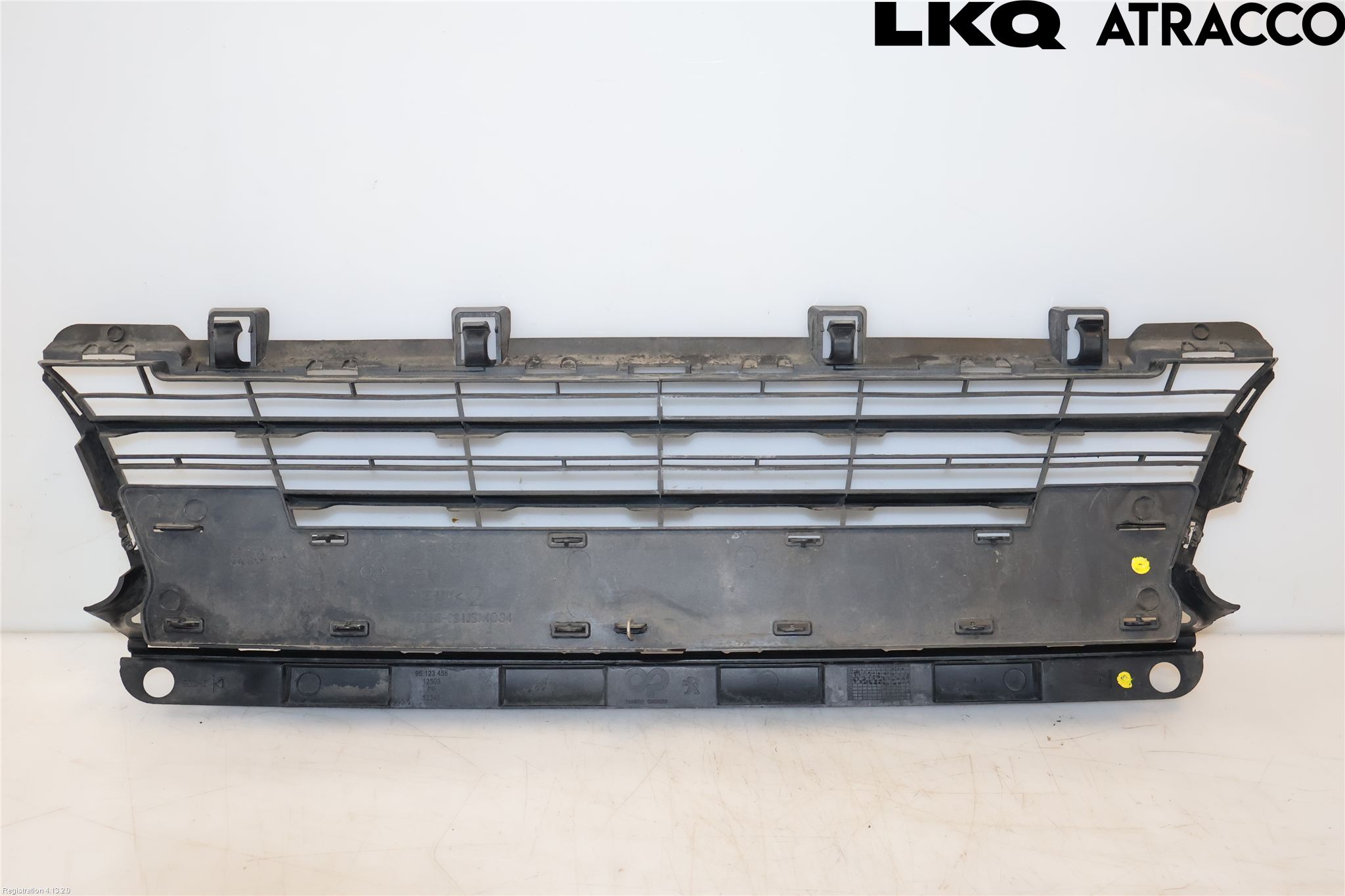 Peugeot 308 14-21 Grilldel Mitt
