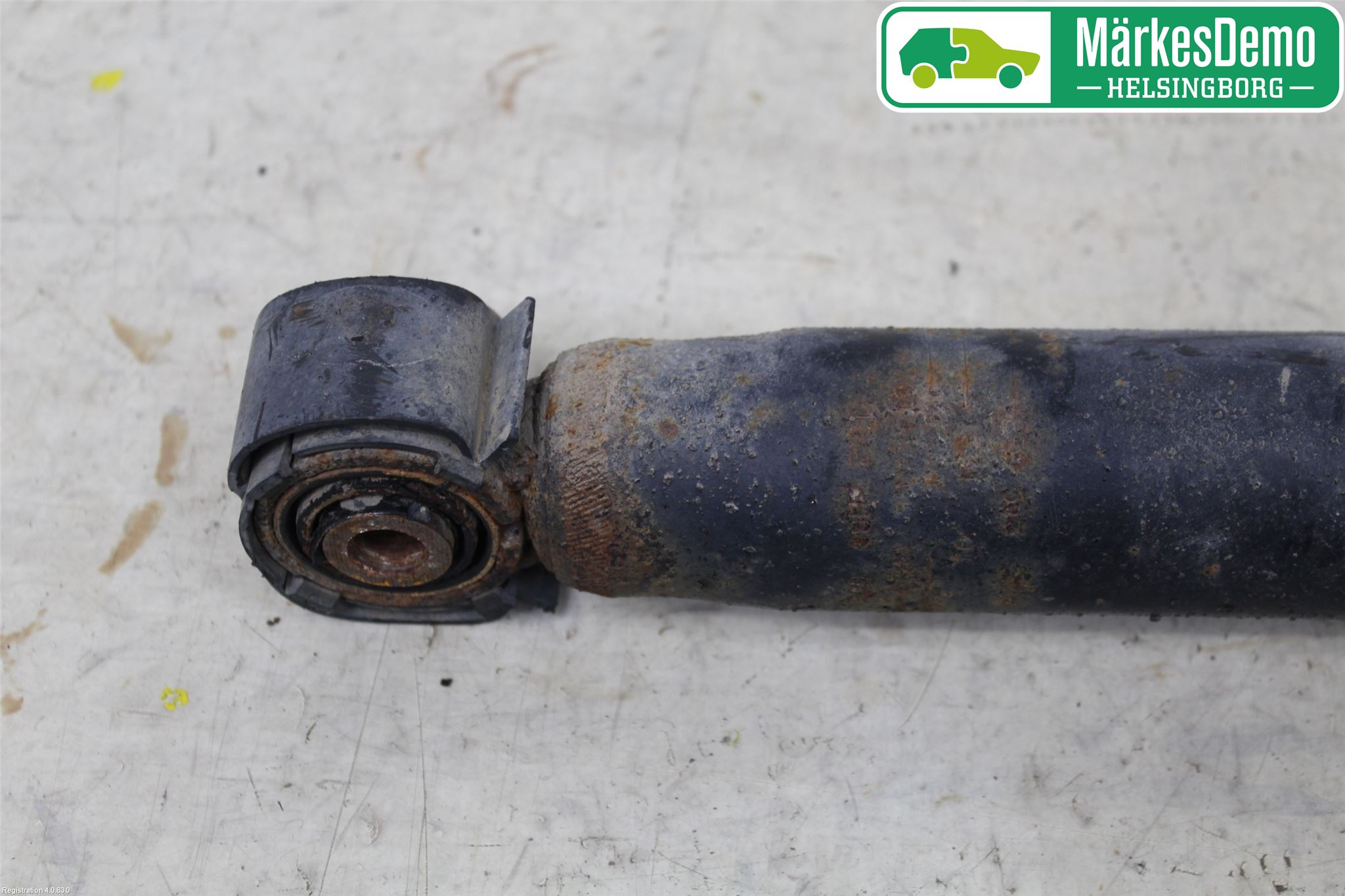 Audi Q5 09-16 Stötdämpare Bak