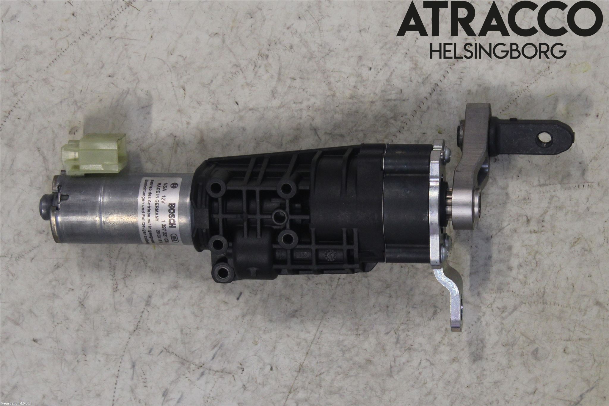 Audi A4/S4 B9 16-19 Bakluckeöppnare Automatisk