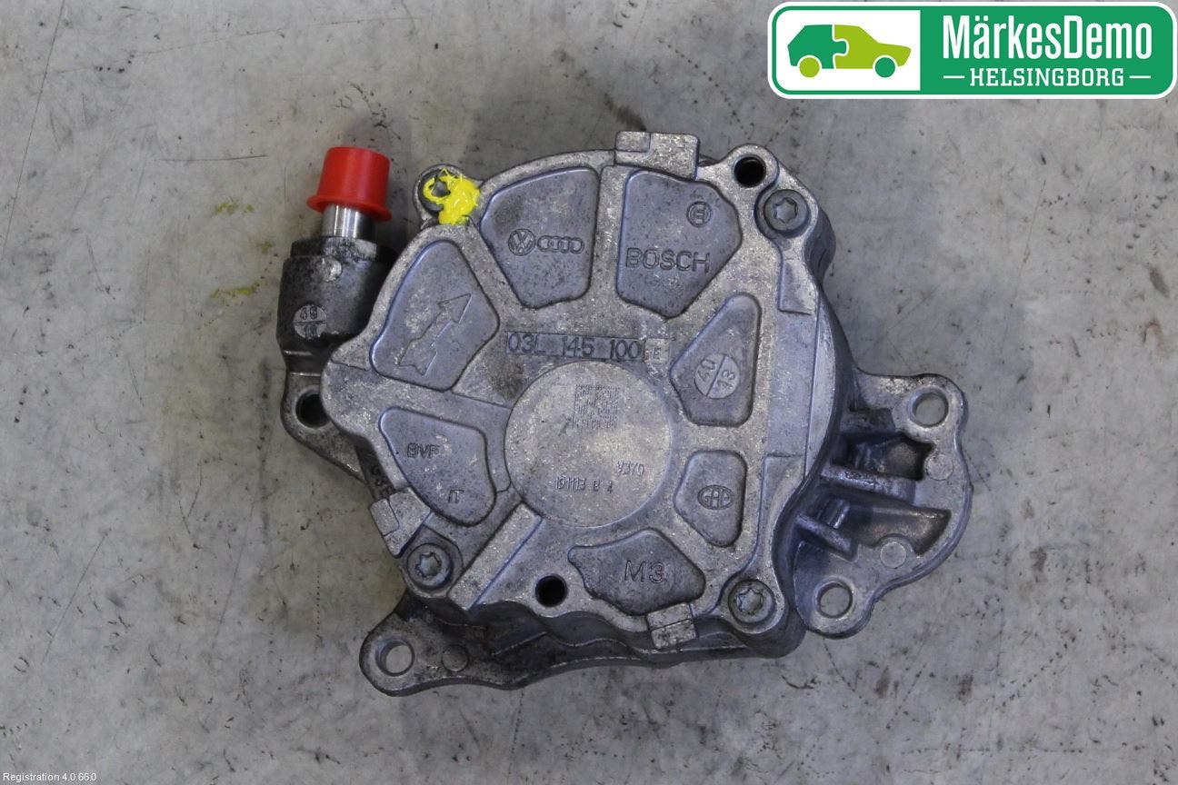 Audi A4 12-15 Vakuumpump