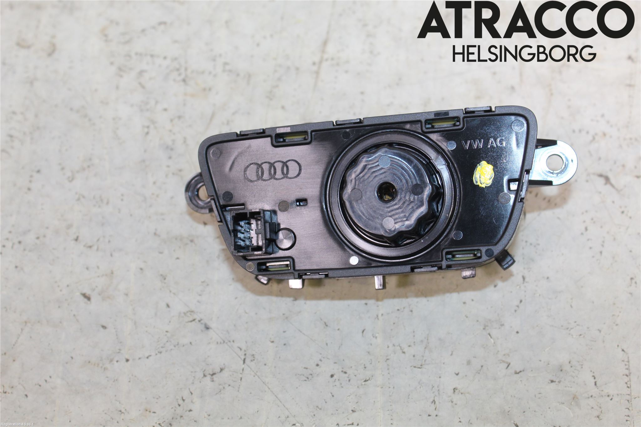 Audi A4/S4 B9 16-19 Strömställare Färddator