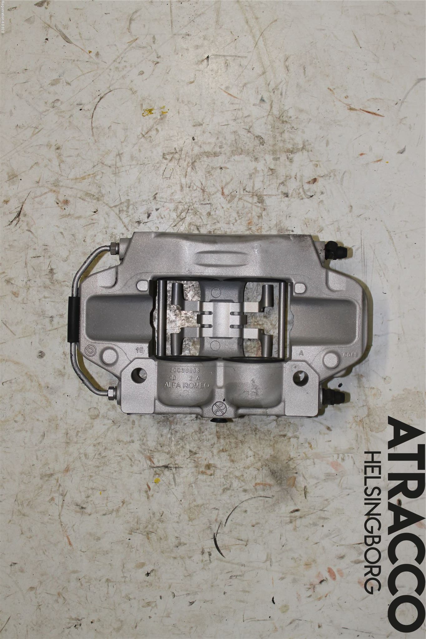 Alfa GIULIA Bromsok Fram Höger