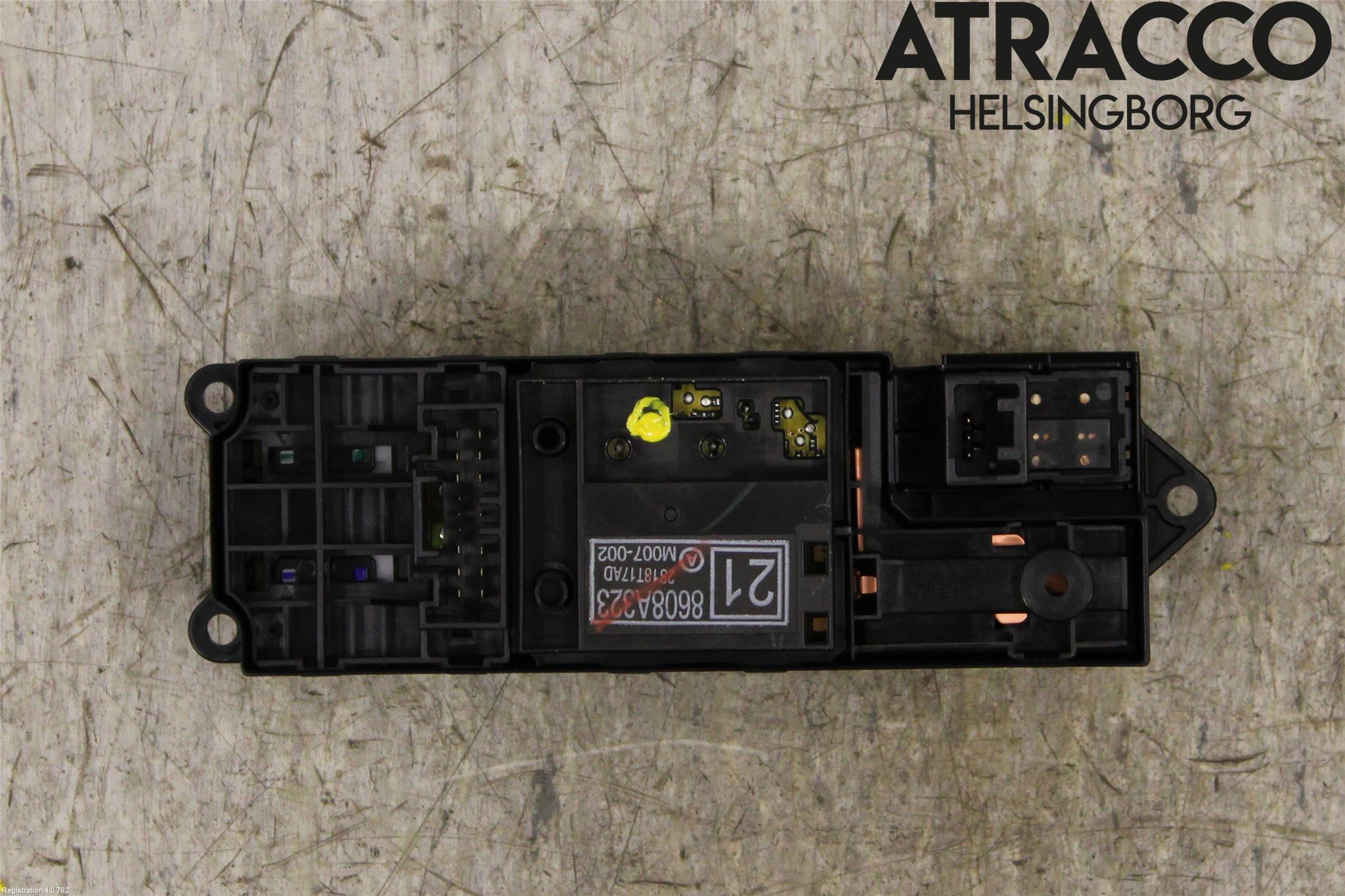 Mitsubishi ECLIPS CROSS Strömställare Elhiss