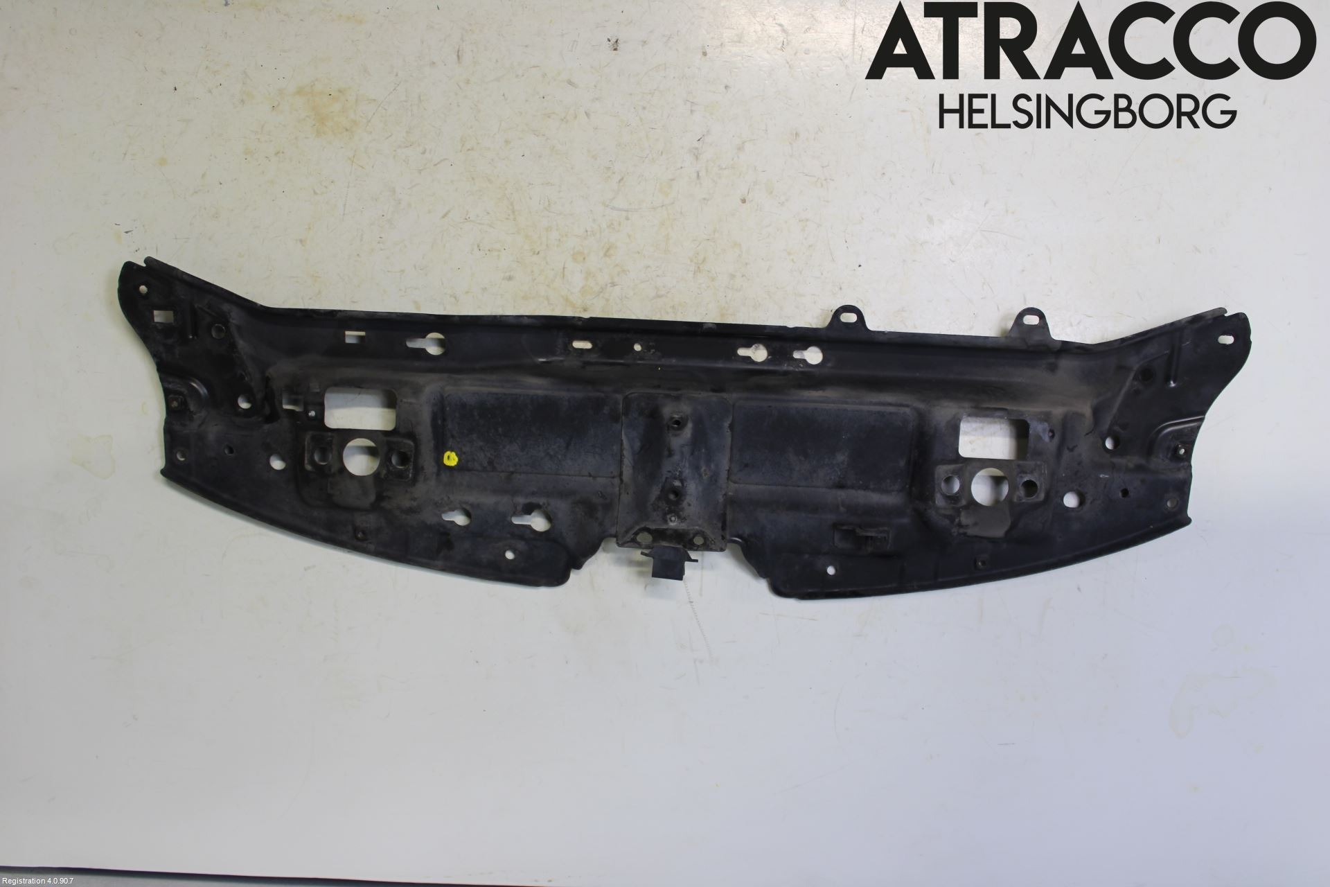 Saab 9-3 VER2/VER3 08-15 Front Huvlåsplåt-Balk