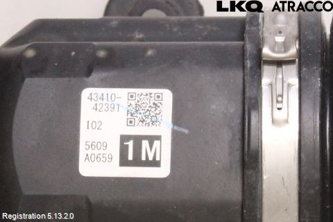 Lexus NX 340h/450h+ 21- Drivaxel Fram Höger