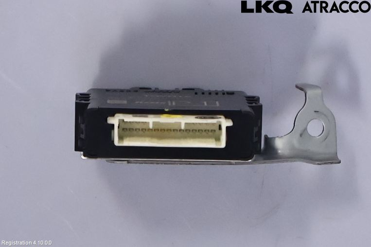 Toyota HILUX 16- Styrenhet Strålkastare