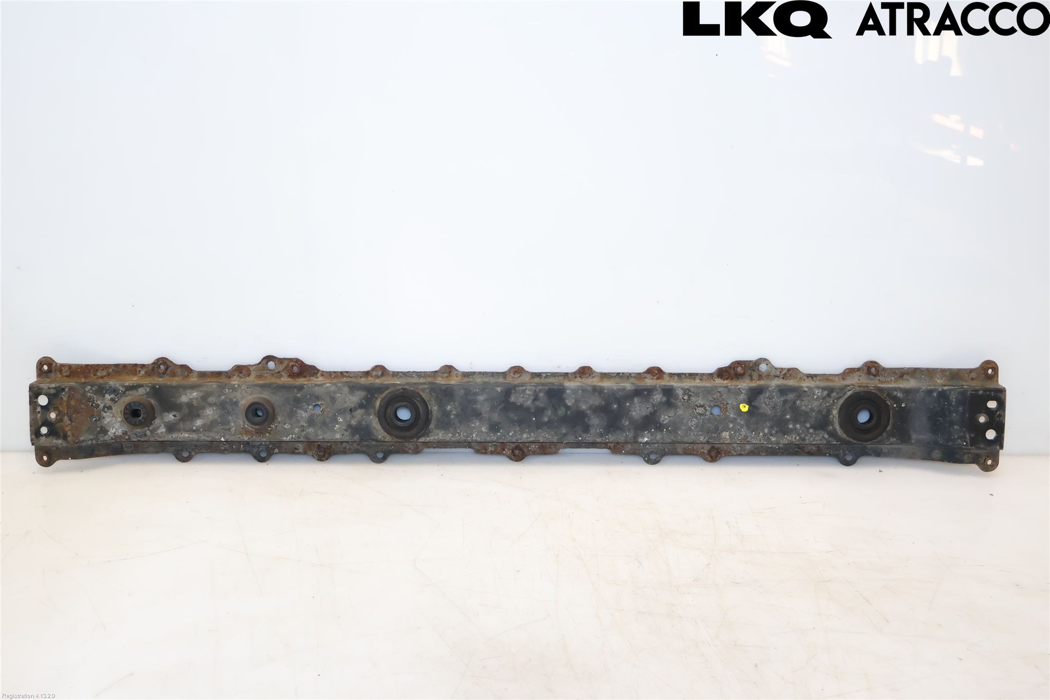 Suzuki BALENO 95-19 Frontplåt Undre