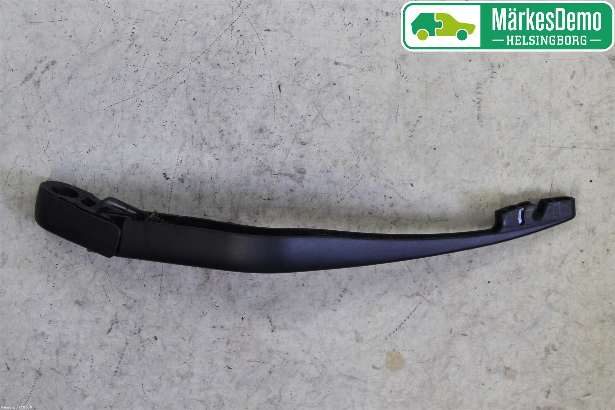 Nissan NOTE E12 14-20 Torkararm-Bakruta