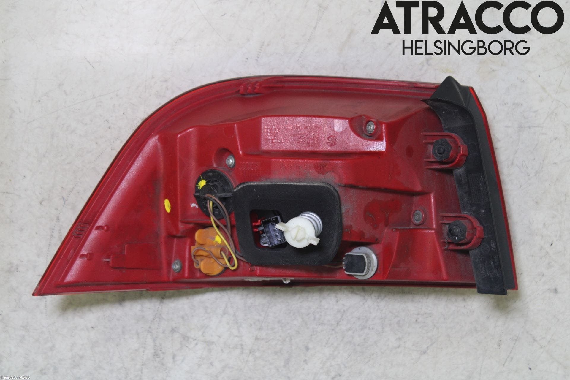 Volkswagen VW PASSAT 11-14 Bakljus Höger