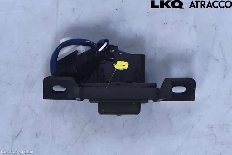 Toyota CAMRY 19-24 Bakluckehandtag