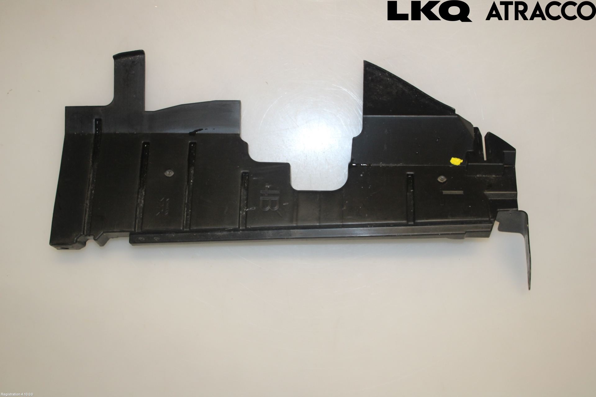 Nissan MICRA 11-16 Deflektor Plåt-Plast Kylning