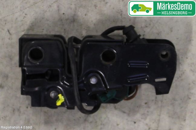 Volkswagen VW AMAROK 2H 10-22 Huvlås