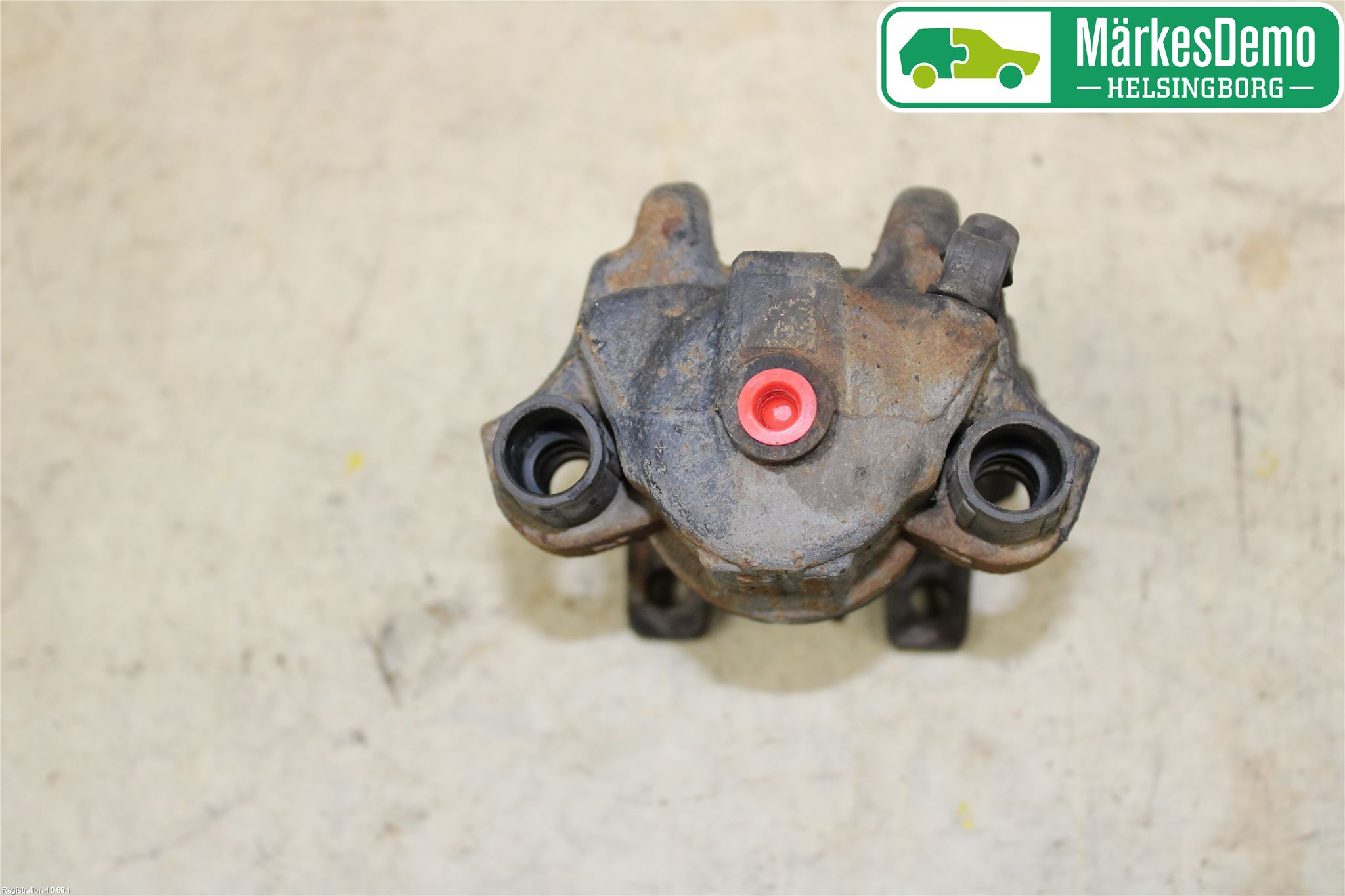 BMW 3 F30/F31/F80 12-19 Bromsok Bak Höger