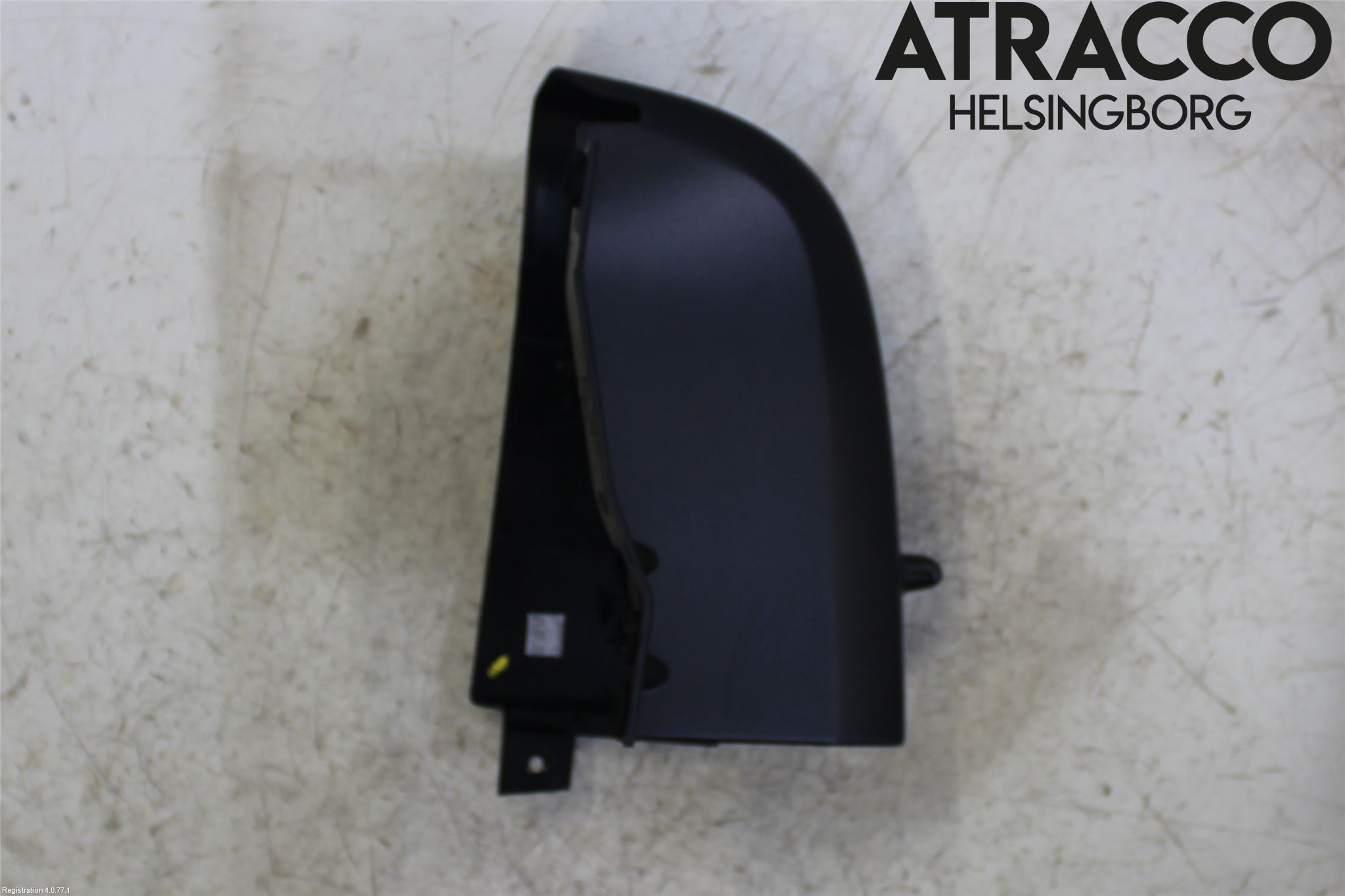 Renault TRAFIC/E-TECH 15- Bakljussarg