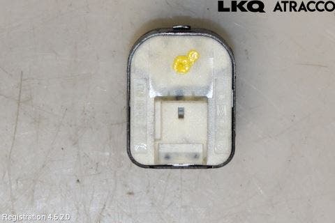 Audi Q7/SQ7 Strömställare Spegel