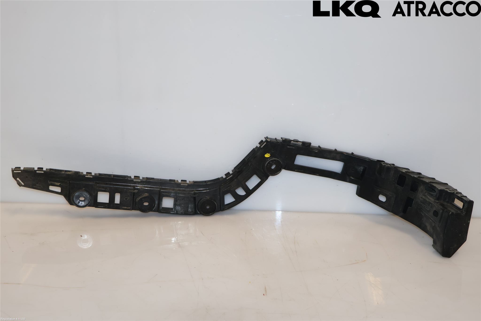 Volkswagen VW PASSAT 11-14 Stötfångarfäste Bak Hö